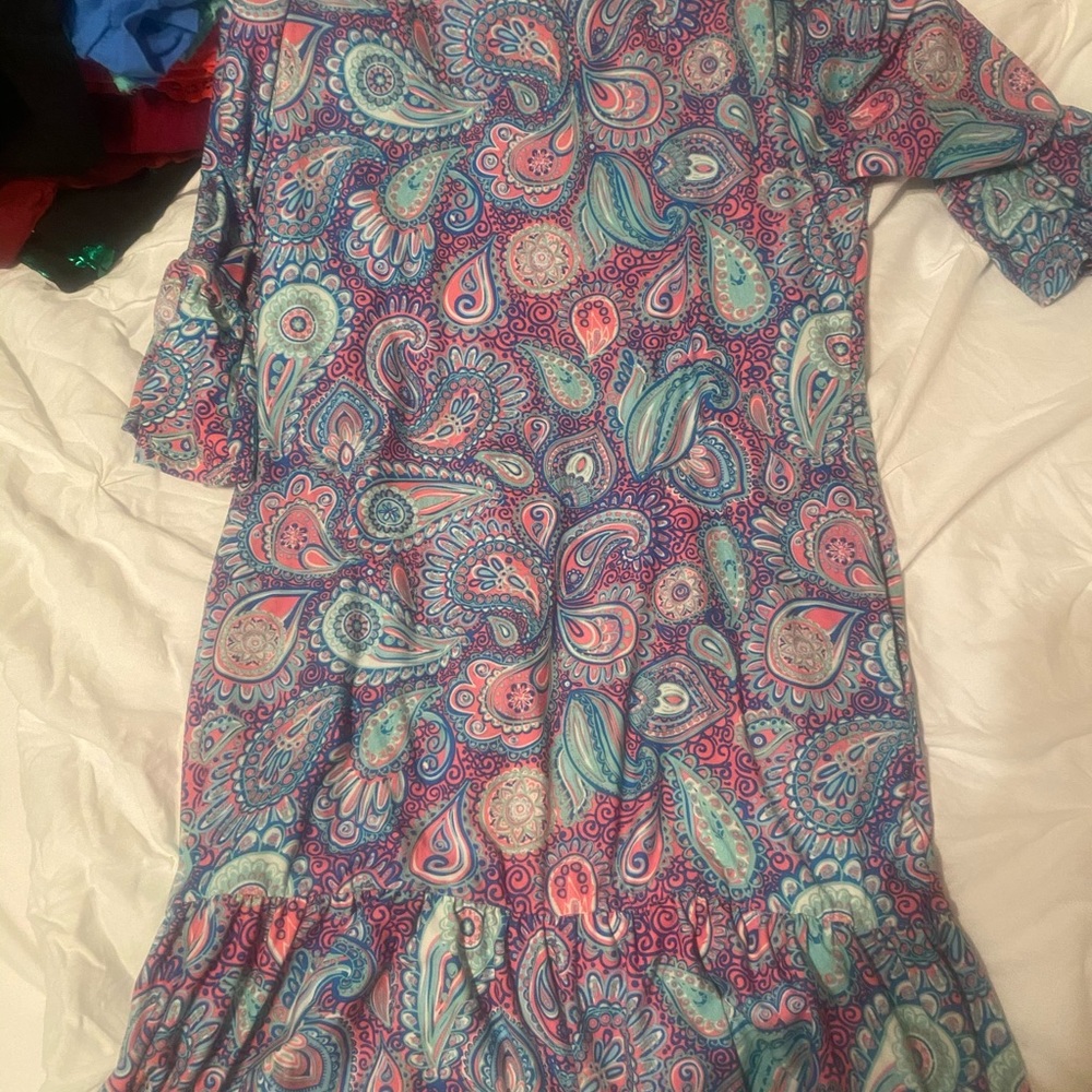 Dresses - Picture 2 of 4